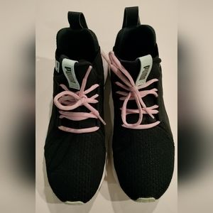 Women's Puma Black Running Shoe Size 8
